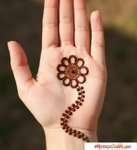 Round Tikki Mehndi Design